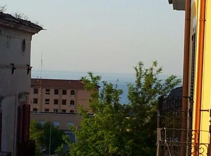 La Terrazza 住宿加早餐酒店 3*